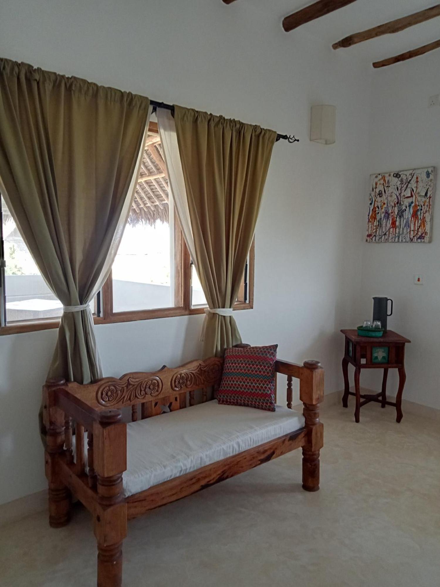 مبيت وإفطار واتامو Shira House المظهر الخارجي الصورة