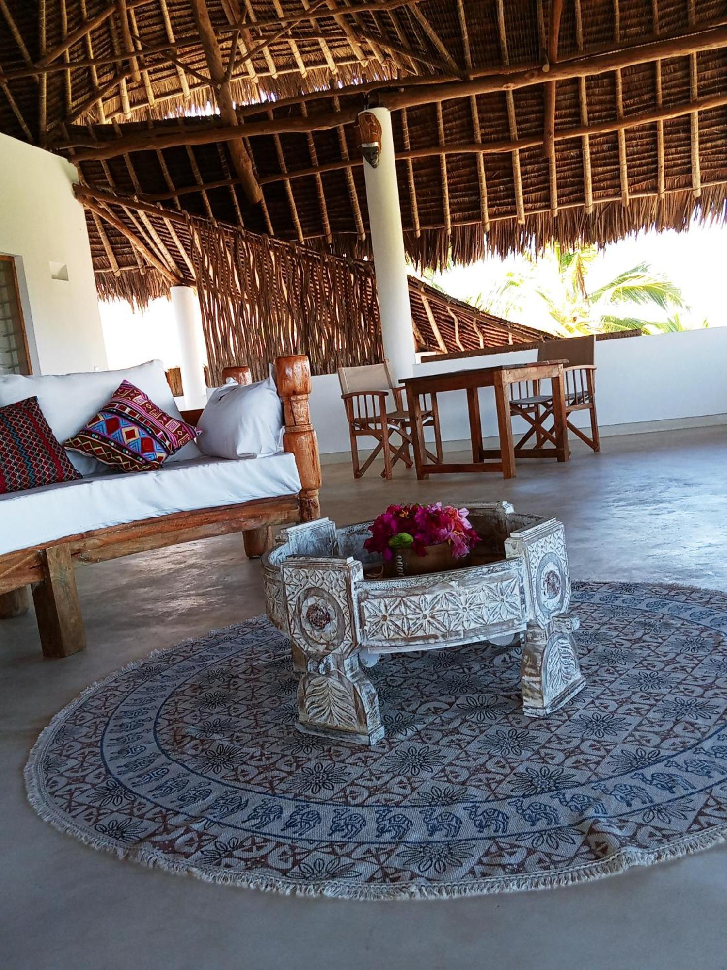 مبيت وإفطار واتامو Shira House المظهر الخارجي الصورة