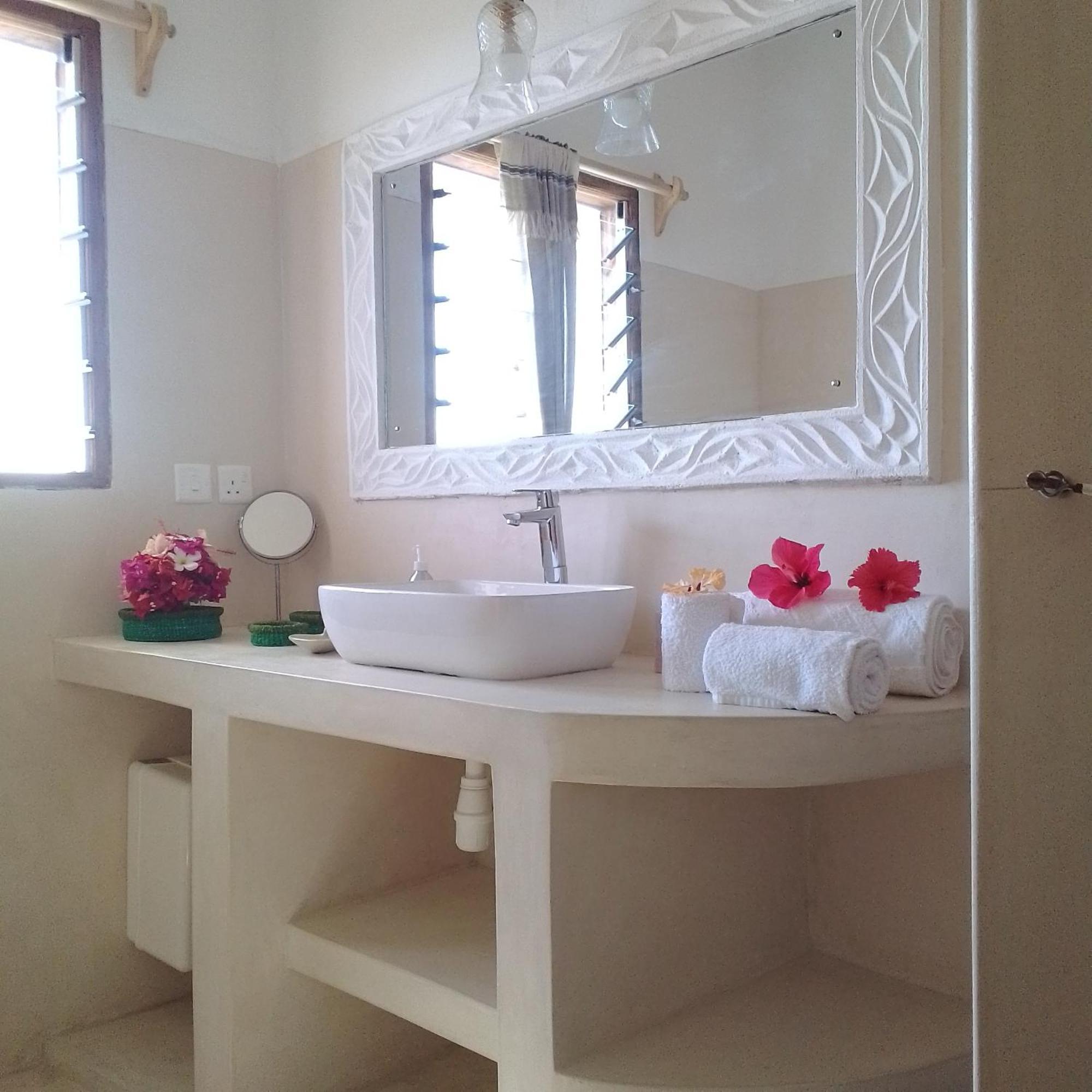 مبيت وإفطار واتامو Shira House المظهر الخارجي الصورة