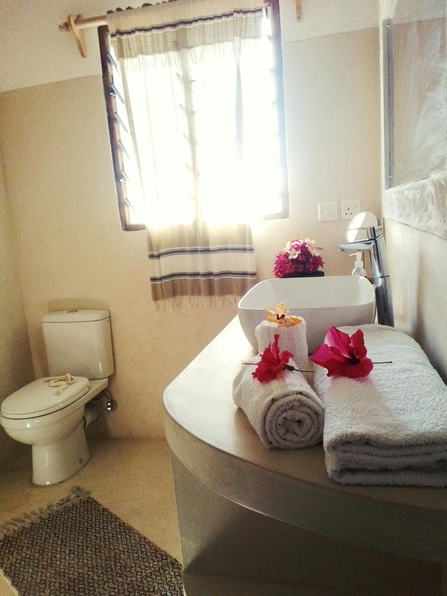 مبيت وإفطار واتامو Shira House المظهر الخارجي الصورة